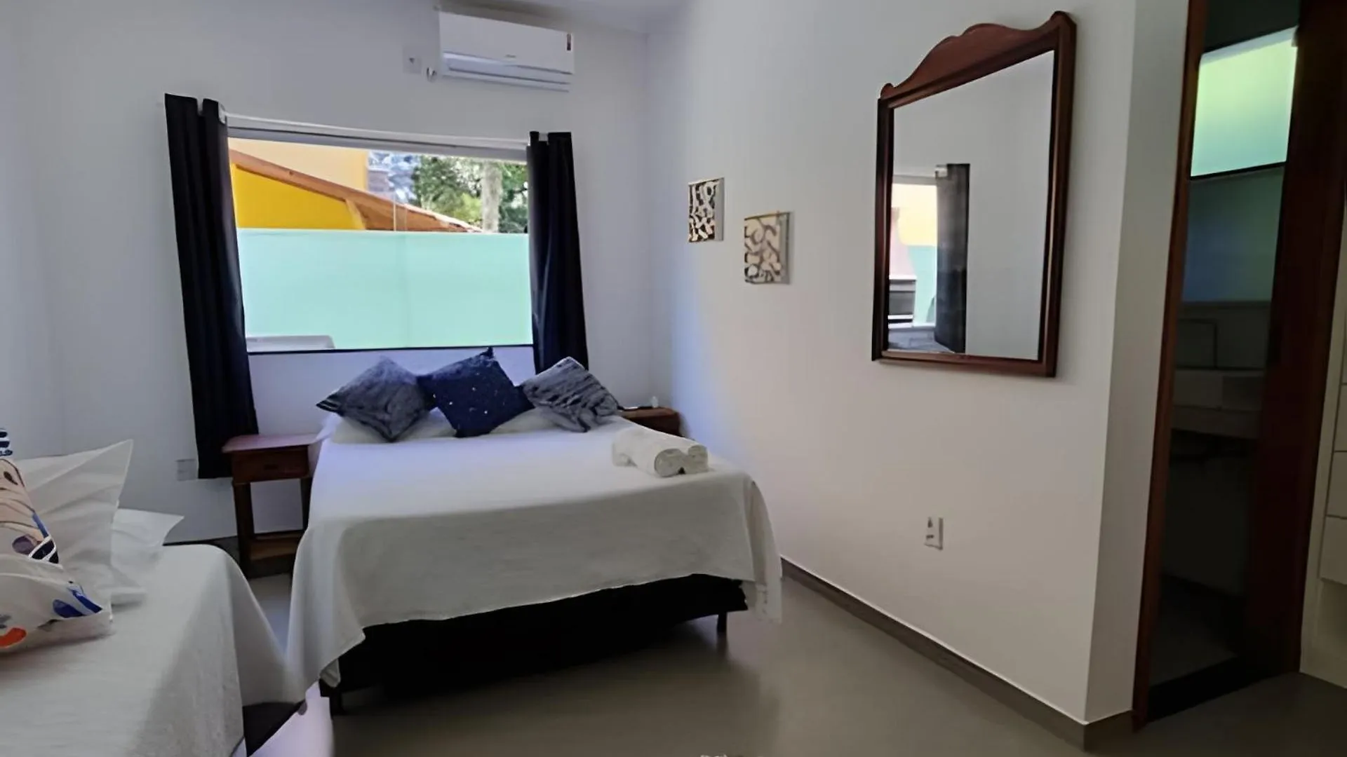 Casa vacanze Casa Verde - Cinco Suites, Cond. Piscina,1.3Km Do Centro Porto Seguro